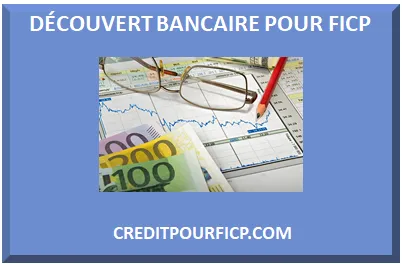 Relevé de compte avec solde négatif et calculatrice posés sur un bureau